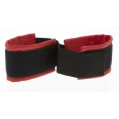 Полиуретановые манжеты для фиксации рук вместе Bound Together Wrist Restraints - Blush Novelties - купить с доставкой в Череповце