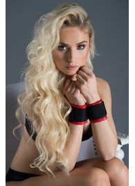 Полиуретановые манжеты для фиксации рук вместе Bound Together Wrist Restraints - Blush Novelties - купить с доставкой в Череповце