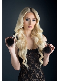 Зажимы для сосков с пухом FEATHERED NIPPLE CLAMPS - Blush Novelties - купить с доставкой в Череповце
